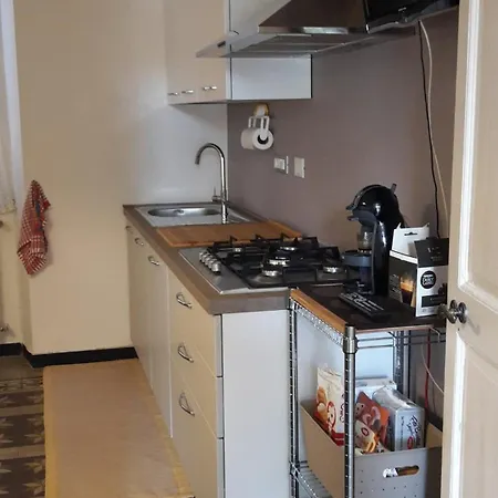 Сasa de vacaciones Casa Ligure Appartmento In *